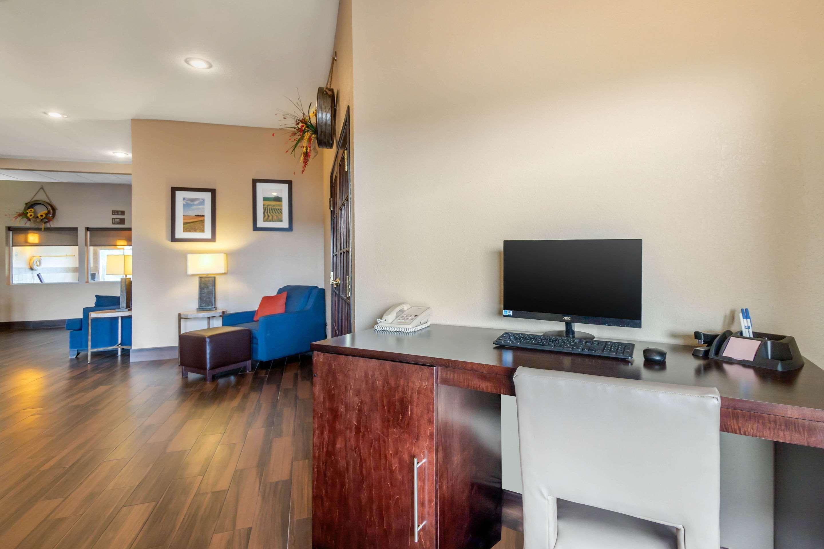 Comfort Inn & Suites Pittsburg Zewnętrze zdjęcie