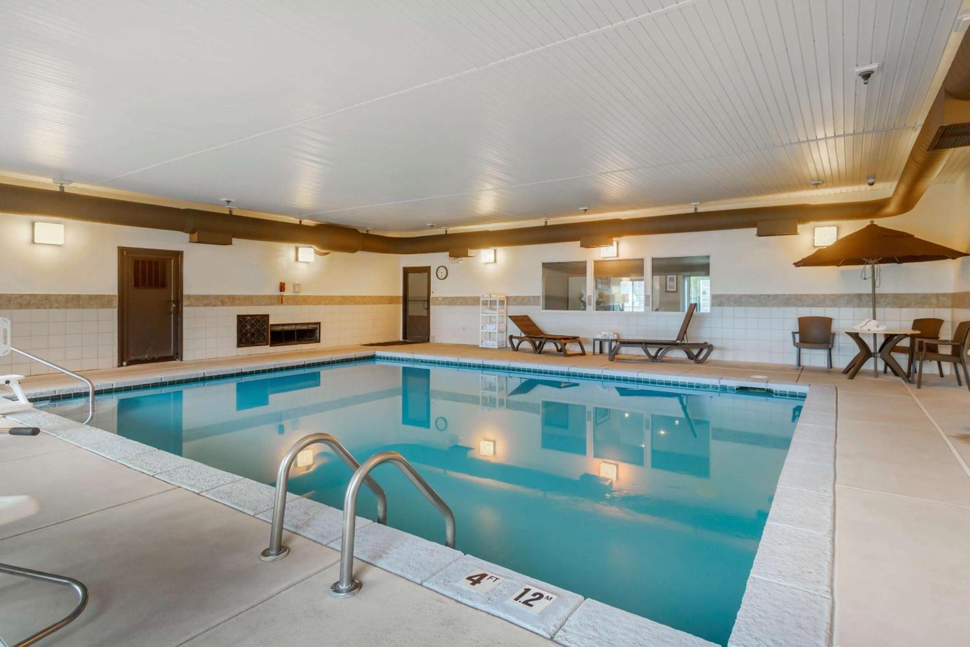 Comfort Inn & Suites Pittsburg Zewnętrze zdjęcie