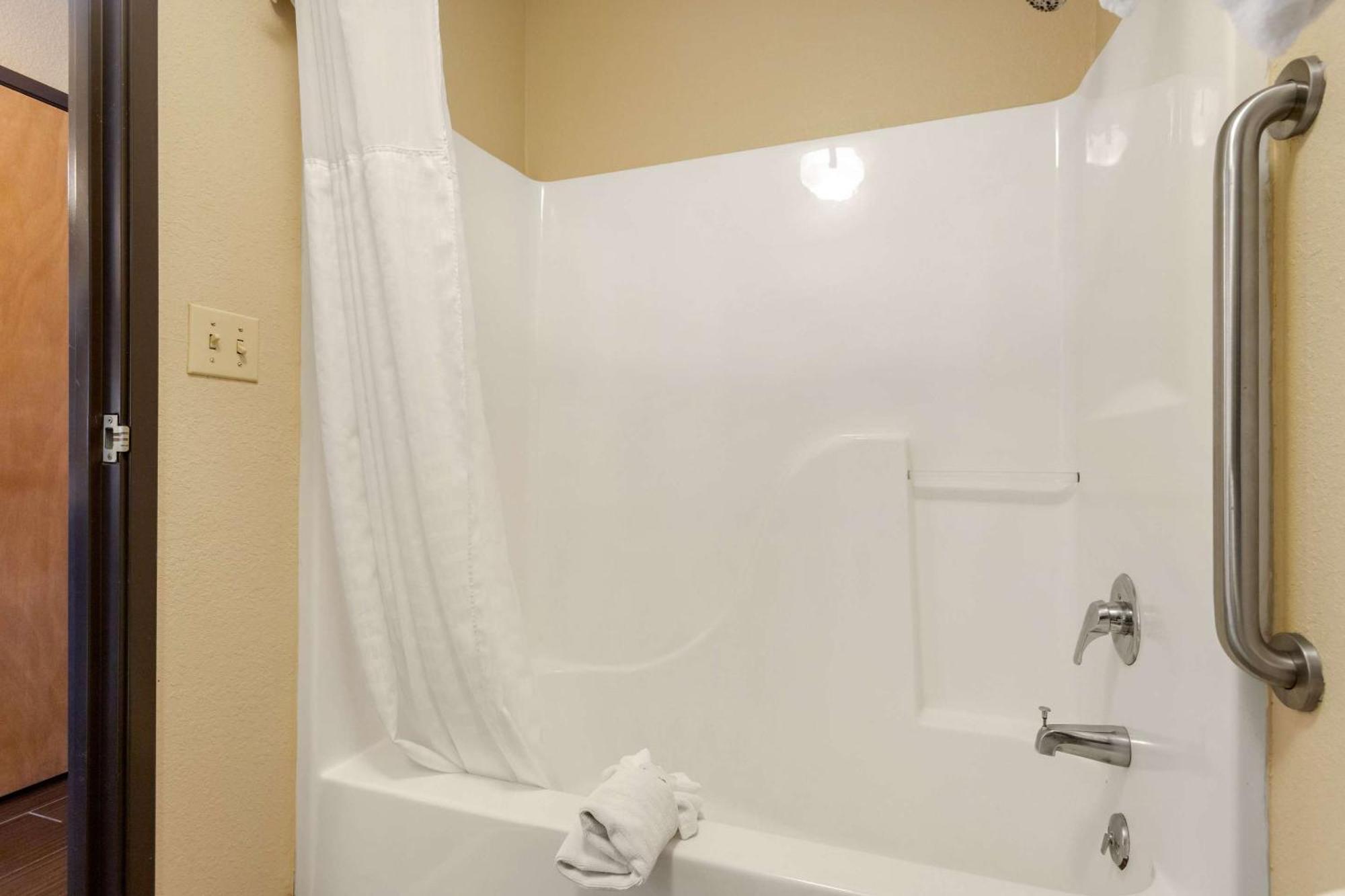 Comfort Inn & Suites Pittsburg Zewnętrze zdjęcie