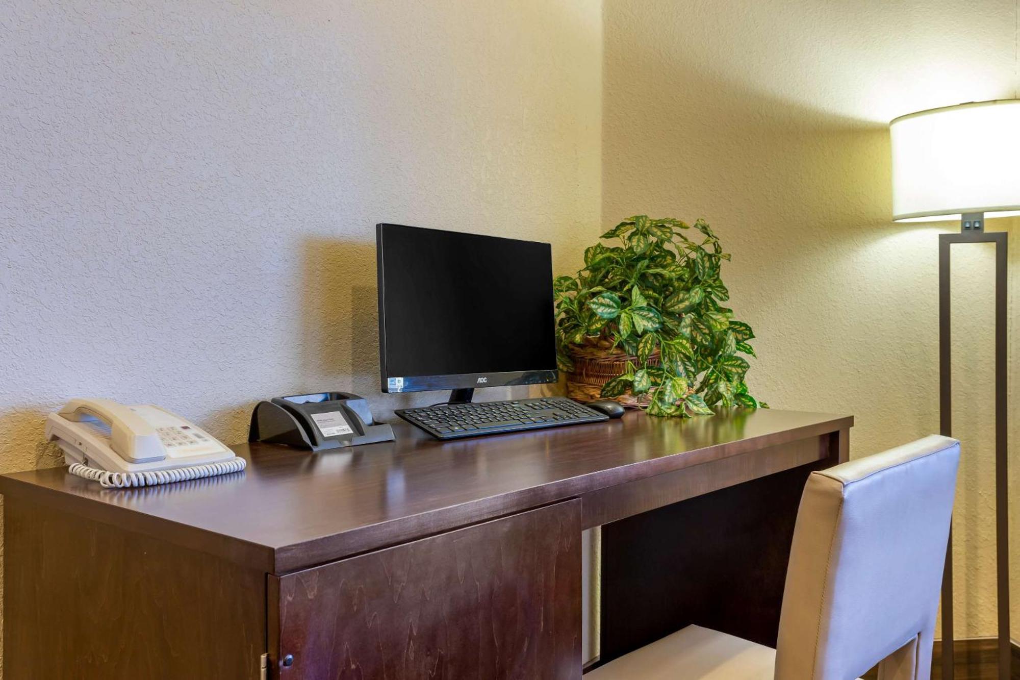 Comfort Inn & Suites Pittsburg Zewnętrze zdjęcie