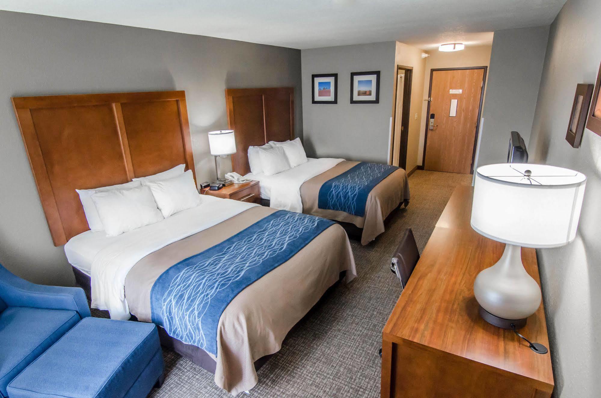 Comfort Inn & Suites Pittsburg Zewnętrze zdjęcie