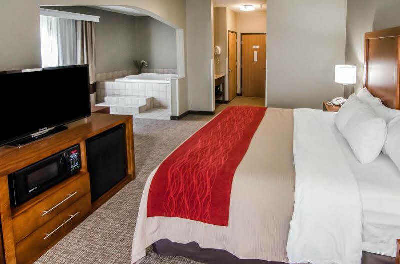 Comfort Inn & Suites Pittsburg Zewnętrze zdjęcie